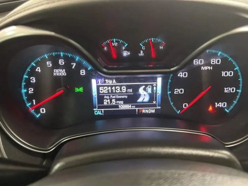 Used 2018 Chevrolet Impala LT FWD image 11