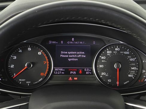 Used 2023 Audi Q5 2.0T Premium w/ Convenience Package AWD/4WD image 28