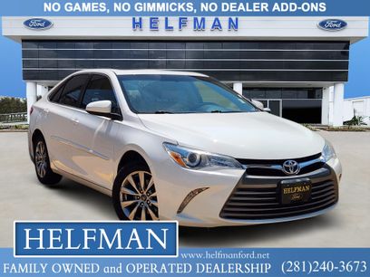 Used 2016 Toyota Camry XLE w/ Moonroof Package