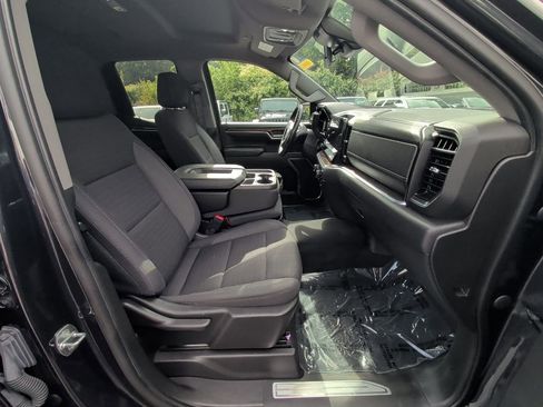 Used 2022 Chevrolet Silverado 1500 LT image 15