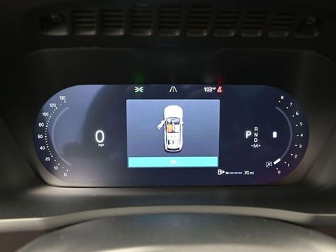 New 2026 Volvo XC90 B6 Plus w/ Protection Package Premier image 16