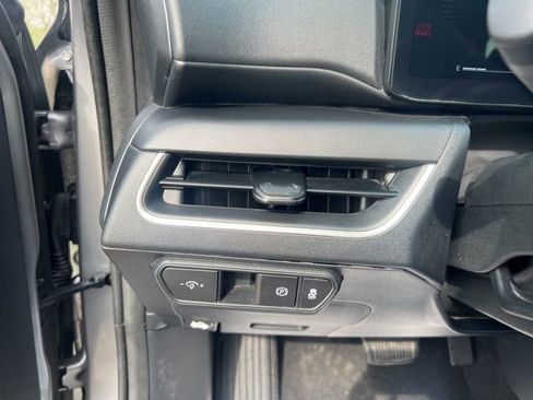 Used 2025 Kia K4 FWD image 14