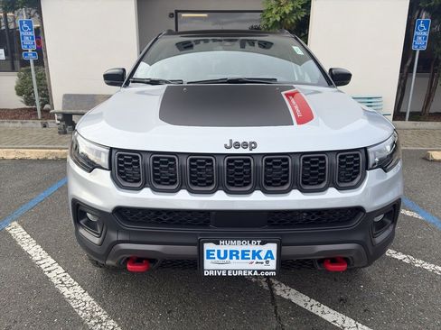 New 2026 Jeep Compass Trailhawk image 32