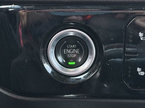 Used 2023 Chevrolet Silverado 1500 RST AWD/4WD image 20
