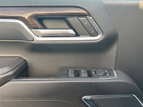 Used 2023 GMC Sierra 1500 Elevation image 10