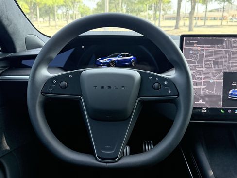 Used 2025 Tesla Model S AWD/4WD image 60