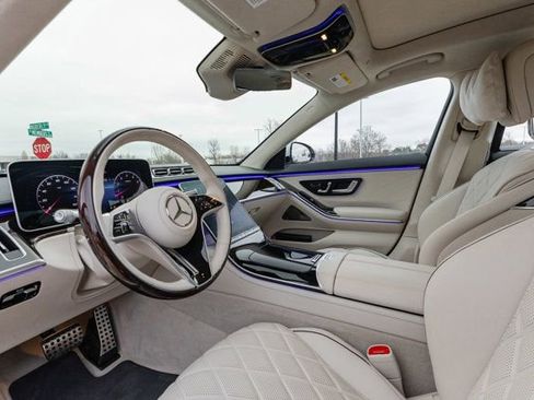 Certified 2025 Mercedes-Benz S 580 4MATIC Sedan image 15