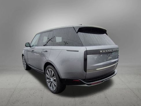 Used 2023 Land Rover Range Rover SE image 4