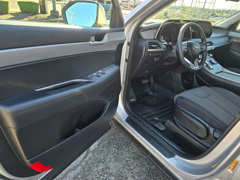 Used 2022 Hyundai Palisade SE image 22