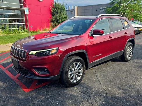 Certified 2021 Jeep Cherokee Latitude Lux w/ Sun & Sound Group AWD/4WD image 1