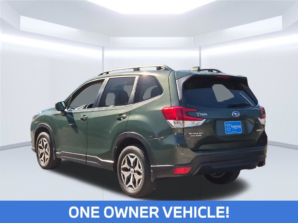 Used 2023 Subaru Forester Premium AWD/4WD image 4