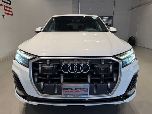 Used 2025 Audi Q7 3.0T Premium Plus AWD/4WD image 4