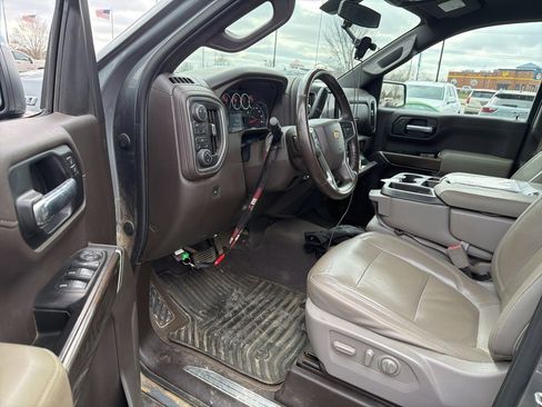 Used 2019 Chevrolet Silverado 1500 LT w/ All-Star Edition image 8