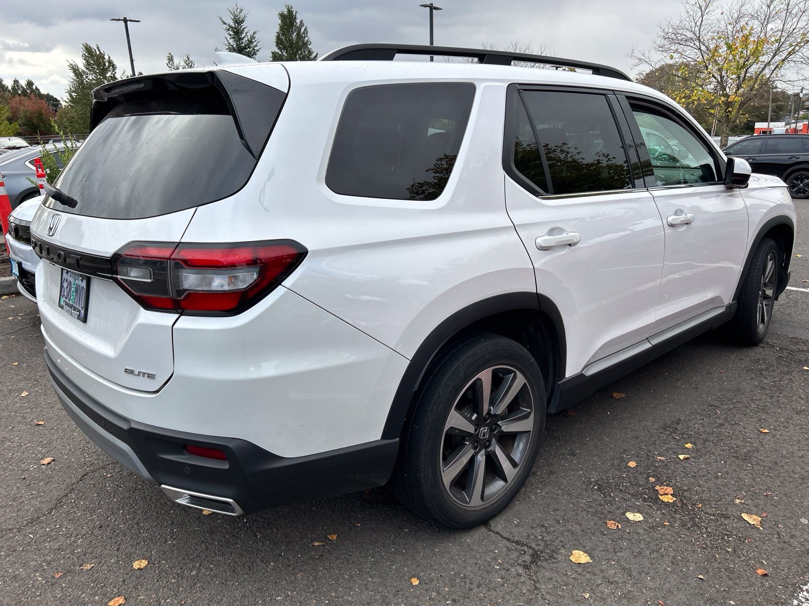 Used 2023 Honda Pilot Elite image 5