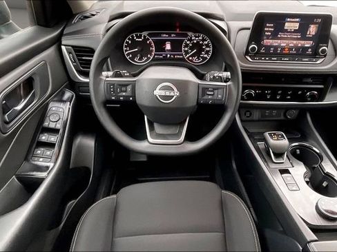 Certified 2026 Nissan Rogue S AWD/4WD image 5