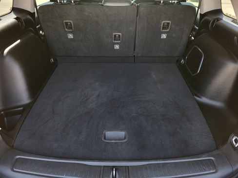 Used 2022 Jeep Grand Cherokee Limited w/ Trailer Tow Prep Group (B) image 10