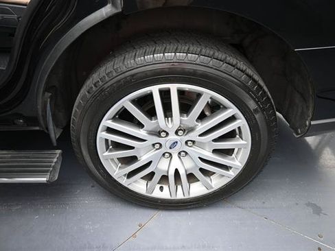 Used 2023 Ford Expedition Limited RWD image 26