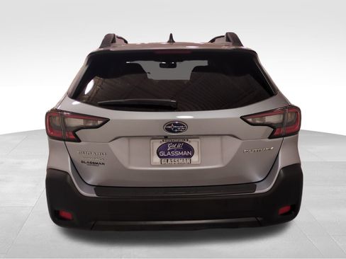 Certified 2025 Subaru Outback Premium w/ Popular Package #1A image 5