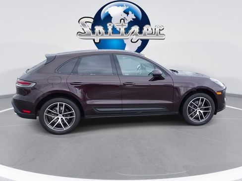 Used 2023 Porsche Macan Base image 10
