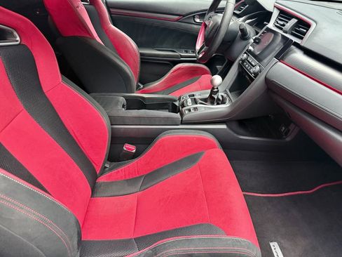 Used 2019 Honda Civic Type R image 12