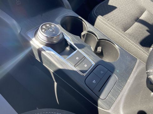 Used 2025 Ford Escape Active AWD/4WD image 33