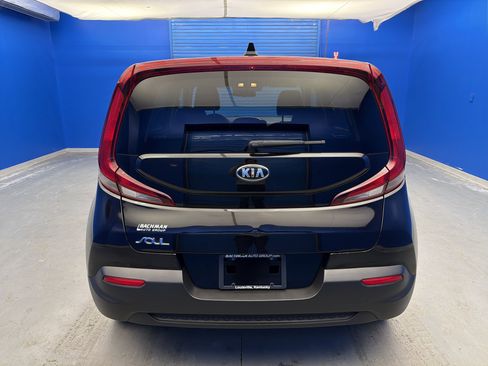 Used 2020 Kia Soul LX image 6