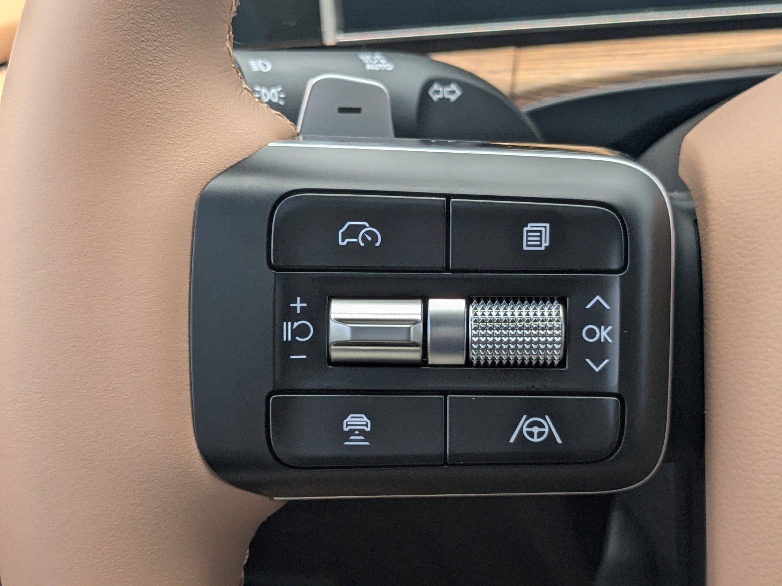 New 2027 Hyundai Santa Fe Limited FWD image 31
