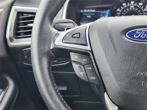 Used 2016 Ford Edge SEL w/ Equipment Group 201A image 27