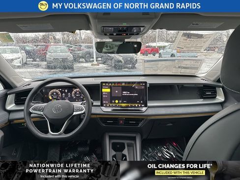 New 2026 Volkswagen Tiguan SE image 15