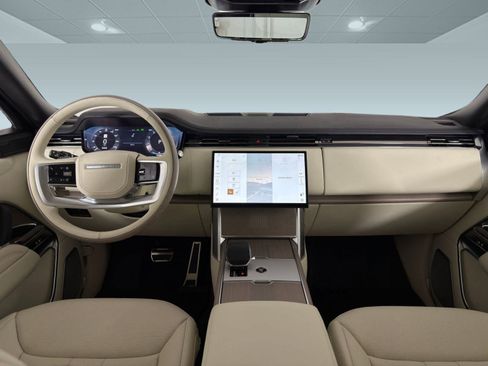 New 2026 Land Rover Range Rover Long Wheelbase Autobiography image 13