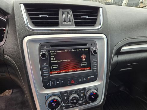 Used 2017 GMC Acadia Limited SLT image 31