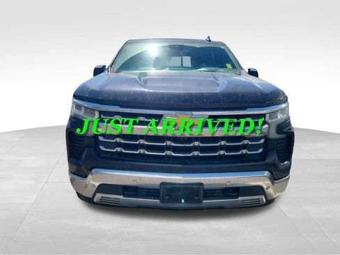 Used 2023 Chevrolet Silverado 1500 LTZ w/ LTZ Premium Package AWD/4WD image 2