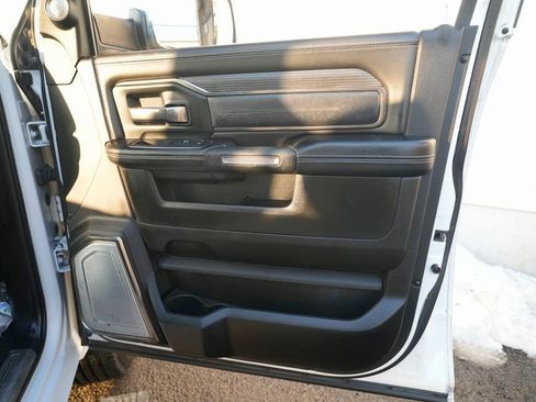 Used 2019 RAM 3500 Limited image 32