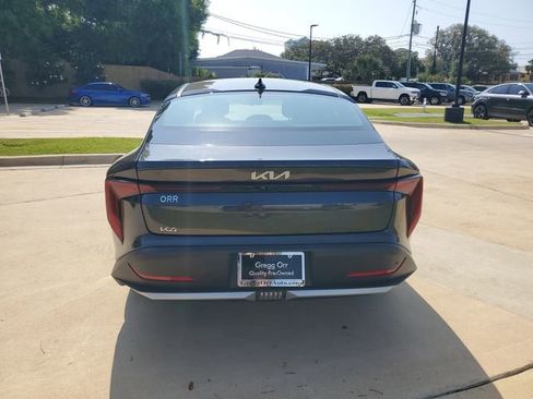 Used 2025 Kia K4 FWD image 11