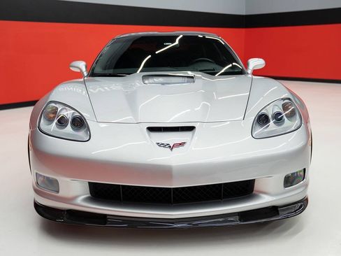 Used 2013 Chevrolet Corvette ZR1 w/ Battery Protection Package RWD image 9