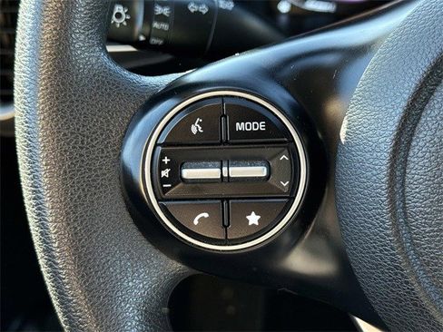 Certified 2023 Kia Soul LX w/ LX Technology Package image 24