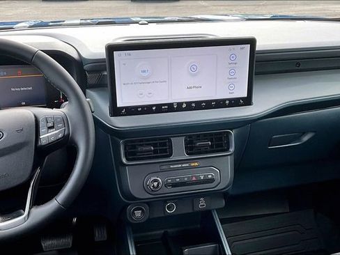 New 2026 Ford Maverick XLT w/ XLT Luxury Package AWD/4WD image 7