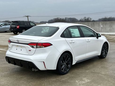 New 2026 Toyota Corolla SE image 4