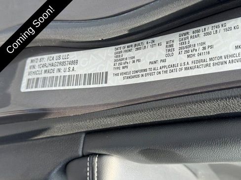 Used 2024 Jeep Grand Cherokee Altitude AWD/4WD image 24