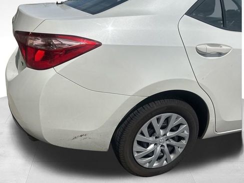 Used 2019 Toyota Corolla LE FWD image 9