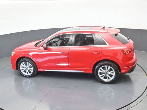 Used 2025 Audi Q3 2.0T Premium image 52