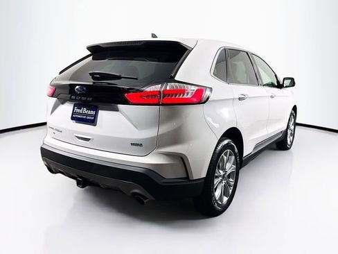 Used 2022 Ford Edge Titanium w/ Equipment Group 301A AWD/4WD image 8