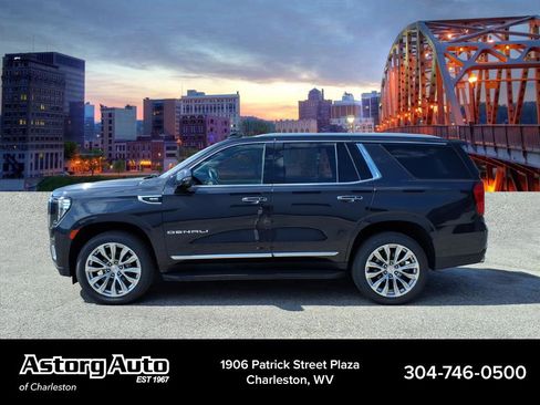 Used 2024 GMC Yukon Denali w/ LPO, Floor Liner Package AWD/4WD image 6