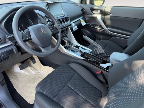 New 2026 Mitsubishi Eclipse Cross LE image 13