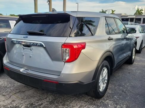 Used 2023 Ford Explorer 2WD image 3