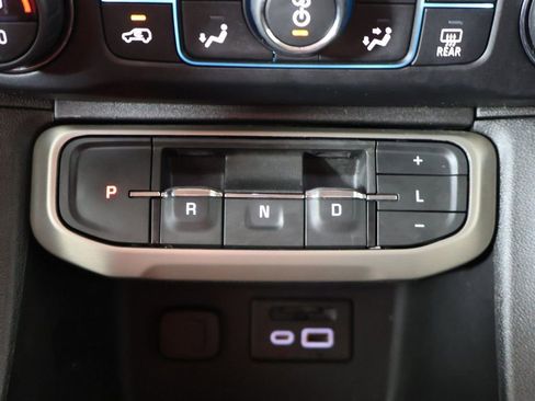 Used 2021 GMC Acadia Denali w/ Denali Technology Package FWD image 55