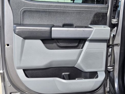 Used 2023 Ford F150 Lightning XLT image 27