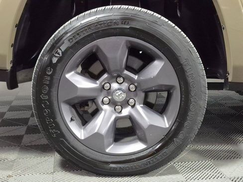 Used 2020 RAM 1500 Big Horn w/ Built-to-serve Edition image 24