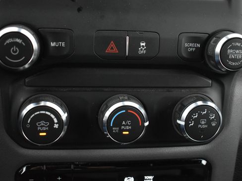 Certified 2024 RAM 2500 Big Horn image 27