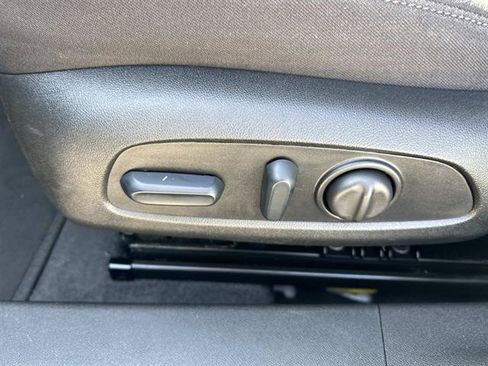 Used 2024 Chevrolet Malibu LT image 24